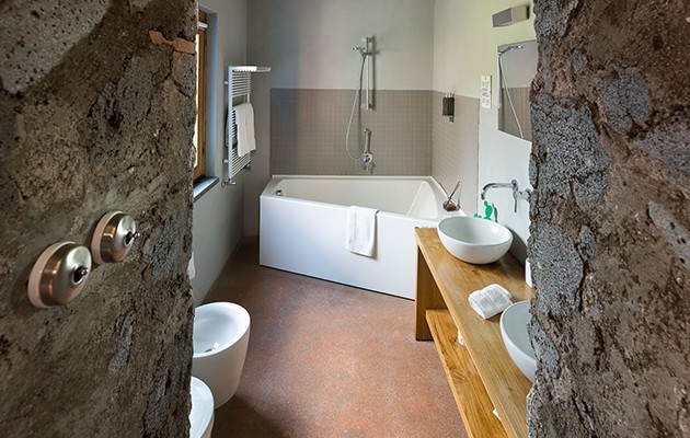 Monaci delle Terre Nere Monaci delle Terre Nere