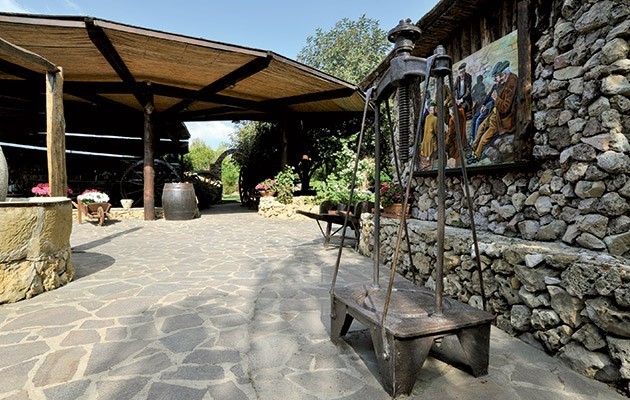 Sa Mandra Sa Mandra