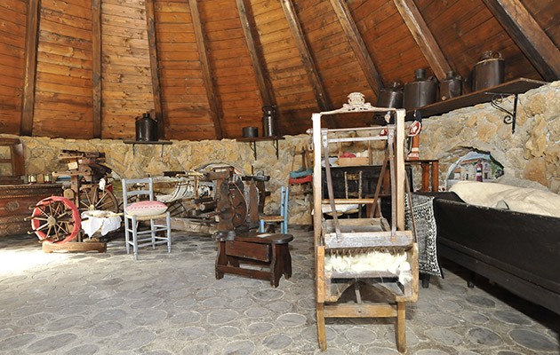 Sa Mandra Sa Mandra